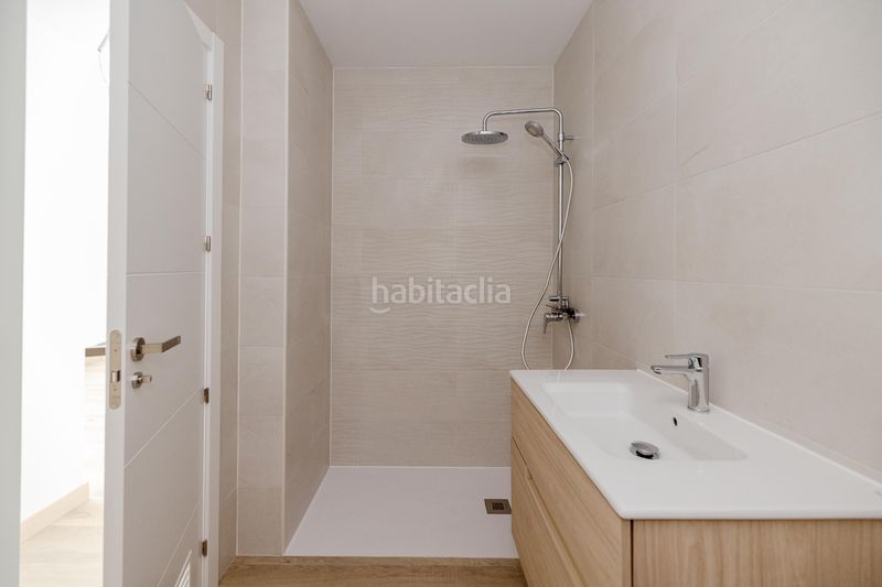 Foto ebb72dde-da98-4476-9315-4e6747399074. Àtic amb calefacció aparcament piscina a Santa Isabel Málaga