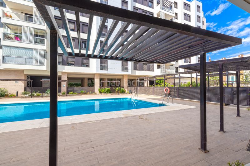 Foto 2065e8ca-9054-4d76-bd91-f1710a907342. Pis amb calefacció aparcament piscina a Paseo Marítimo Oeste - Pacífico Málaga