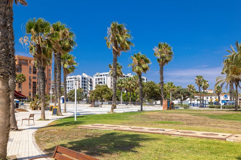 Foto 65e68e0a-2019-4af9-a4e8-efeb222ce0a3. Pis amb calefacció aparcament piscina a Paseo Marítimo Oeste - Pacífico Málaga