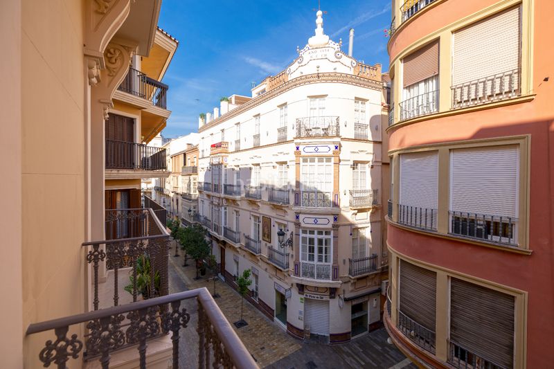 Foto f8b8ddad-74d9-49b9-94e5-6bcf4abf5887. Pis amb calefacció a Centro Histórico Málaga