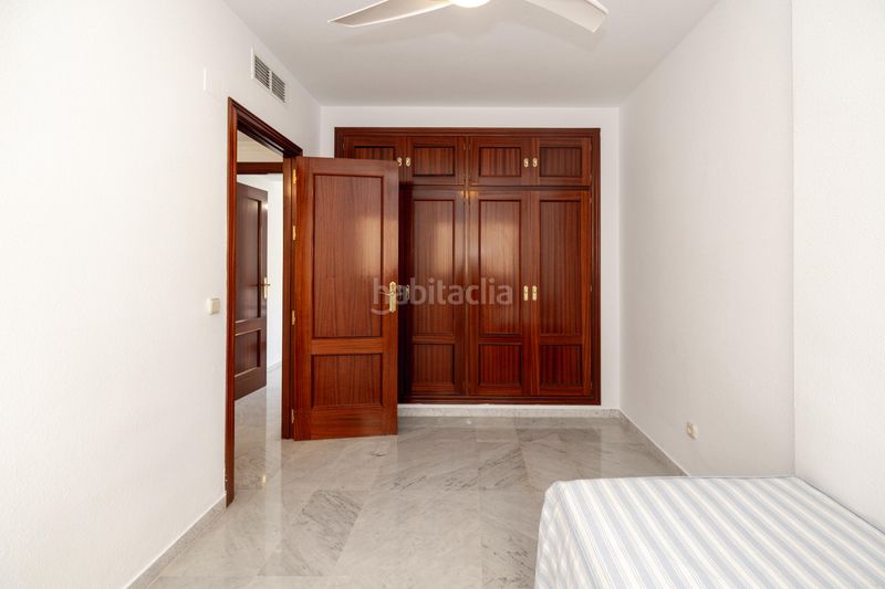 Foto 4478fe81-6063-471e-b18b-16b2fedd6f4e. Pis amb calefacció aparcament piscina a Limonar Málaga