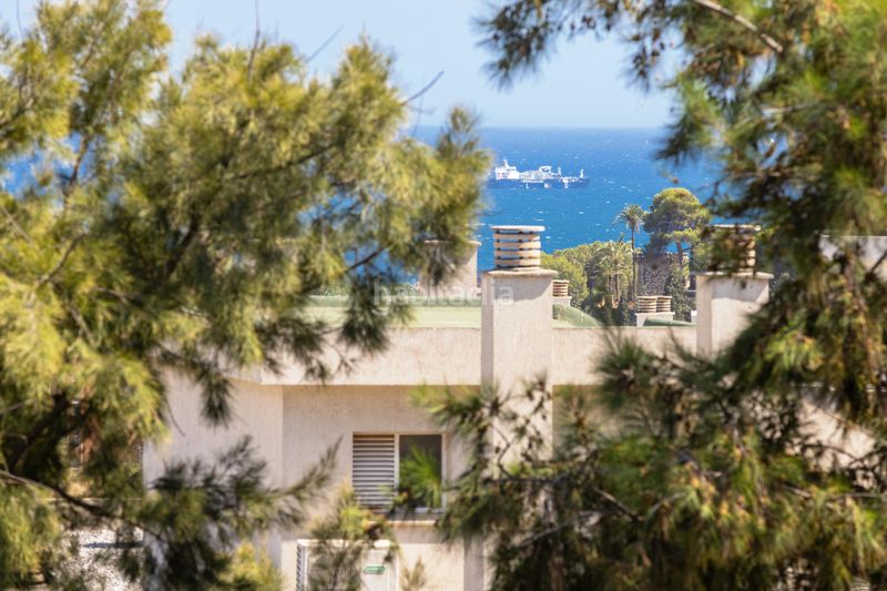 Foto ca2a7c24-c9eb-4f38-807b-c5dbc0c394c4. Pis amb calefacció aparcament piscina a Limonar Málaga