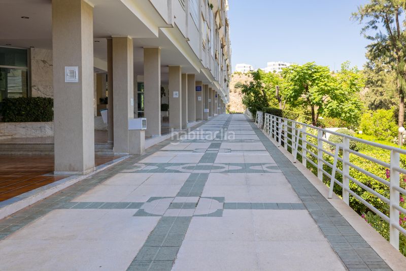 Foto d6a92744-6af0-4221-a7bc-01c6a6078b4f. Pis amb calefacció aparcament piscina a Limonar Málaga