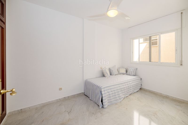 Foto e053e383-1921-441e-a03e-c61ca98c1dd5. Pis amb calefacció aparcament piscina a Limonar Málaga