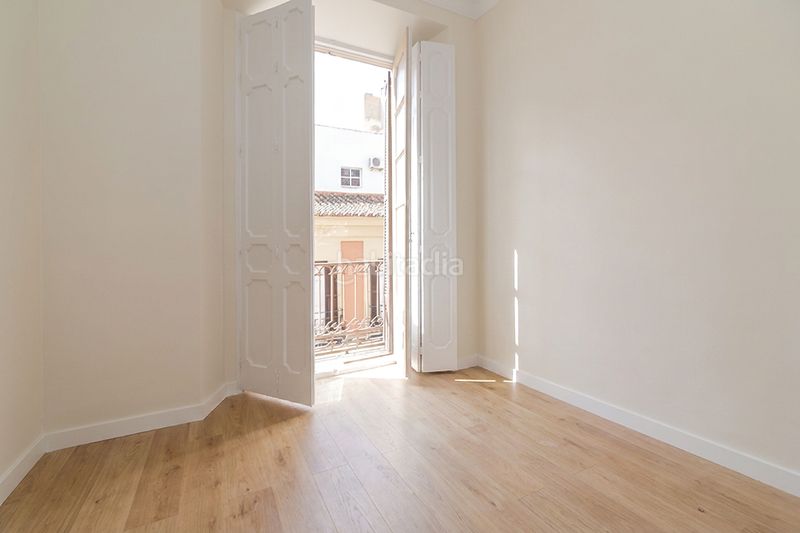 Foto ca5d3b1f-8b81-46f5-a7a3-4b94b046c8c3. Pis amb calefacció a Centro Histórico Málaga
