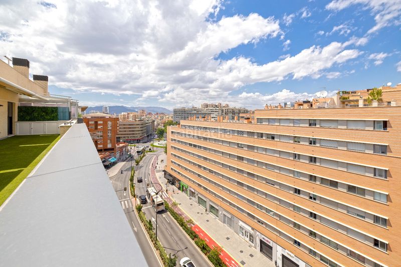 Foto 9f7b3161-83eb-4af0-9898-697fa5199180. Àtic amb calefacció aparcament piscina a Perchel Sur - Plaza de Toros Vieja Málaga