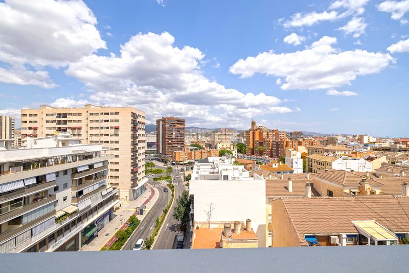 Foto c772daf4-3a1c-483a-9ea8-54f9ae0840fb. Àtic amb calefacció aparcament piscina a Perchel Sur - Plaza de Toros Vieja Málaga