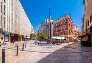 Pis a Plaza de Uncibay