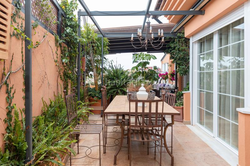 Foto bdc207d9-9dd0-4fe4-a7a2-e8c06ad6bc51. Chalet  pareado en Limonar- vistas espectaculares en Málaga