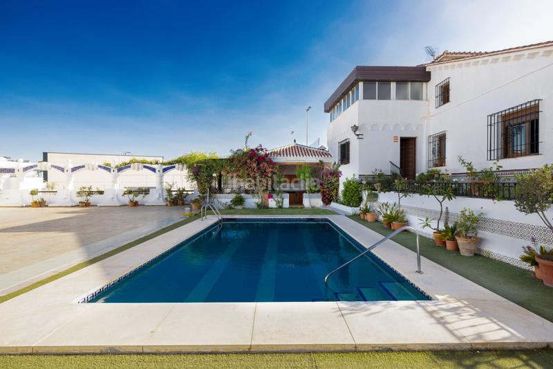 Foto 234415f7-6e64-4b14-80ff-50e4ca733e49. Chalet venta chalet independiente en puerto de la torre en Málaga