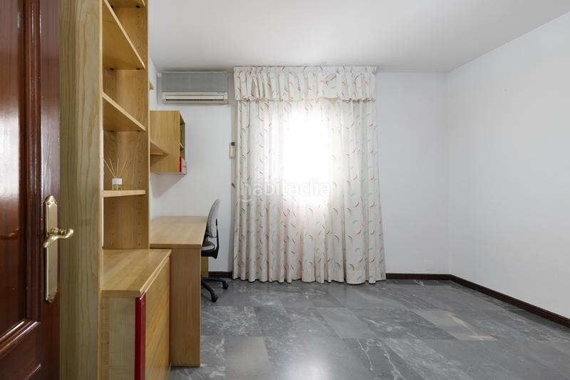 Foto e84a89b0-c024-4202-a4bd-1279ad106081. Chalet venta chalet independiente en puerto de la torre en Málaga