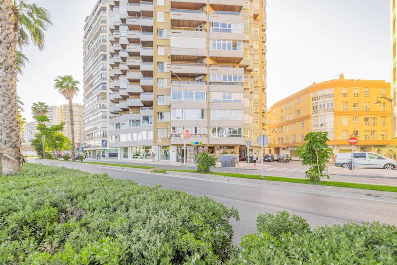 Foto a7ae8d43-cf8c-48d7-a299-0461012b68f0. Appartamento con parcheggio in La Malagueta - Monte Sancha Málaga