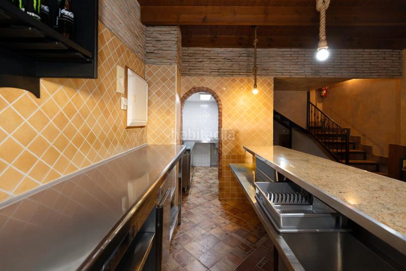 Foto 30d6332f-8e38-4ecb-8b9d-2d08a383d0ae. Local commercial dans Los Guindos - Parque Mediterráneo - Santa Paula Málaga