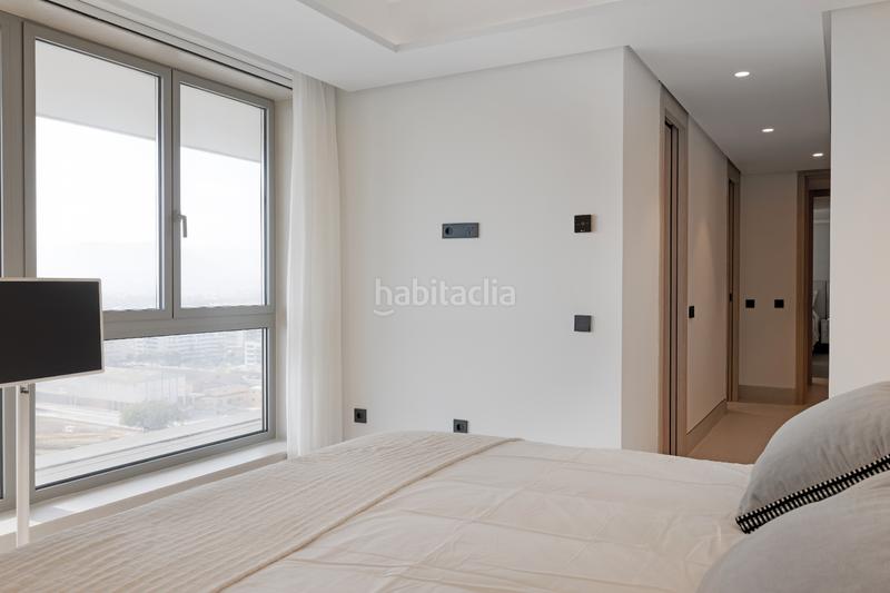 Foto 9f358674-2441-4237-b9bd-dc3cae19f9a3. Appartamento con riscaldamento parcheggio piscina in Málaga