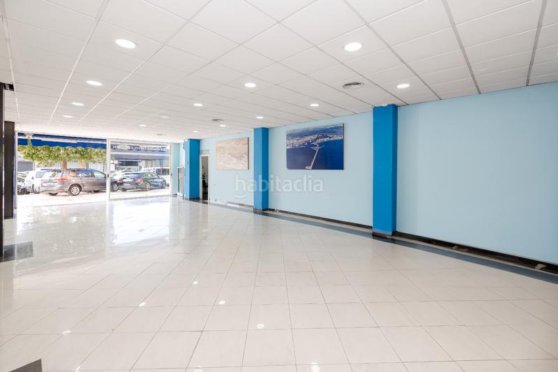 Foto d42a80c9-e51a-40b8-ac0c-2f82b5165138. Local comercial venta de local en av. velazquez en Málaga