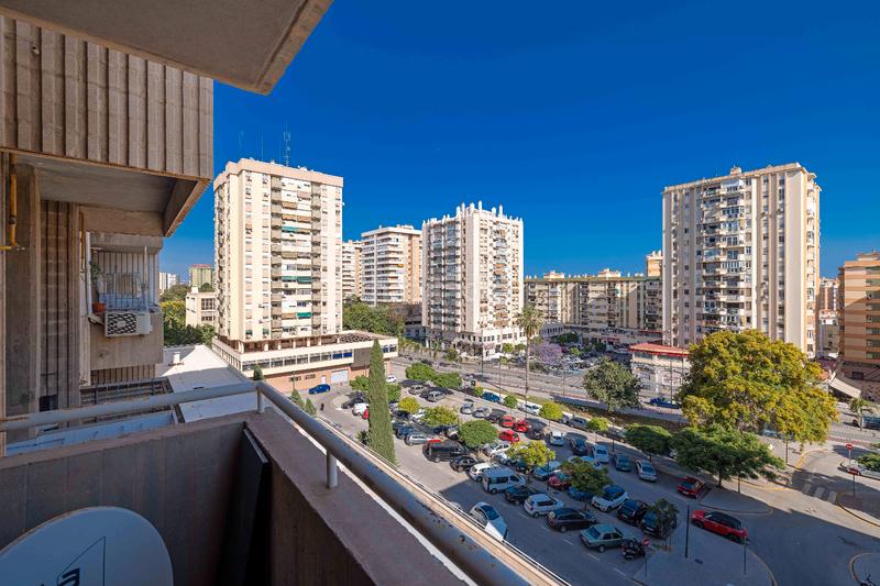 Foto 078288d0-3df5-4186-a880-5b3a4c0fddfd. Piso se vende piso en avenida andalucia. en Perchel Norte Málaga