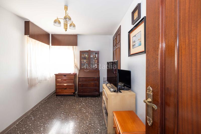 Foto 85d508f4-6a45-48e4-859e-58002a66f449. Piso se vende piso en avenida andalucia. en Perchel Norte Málaga
