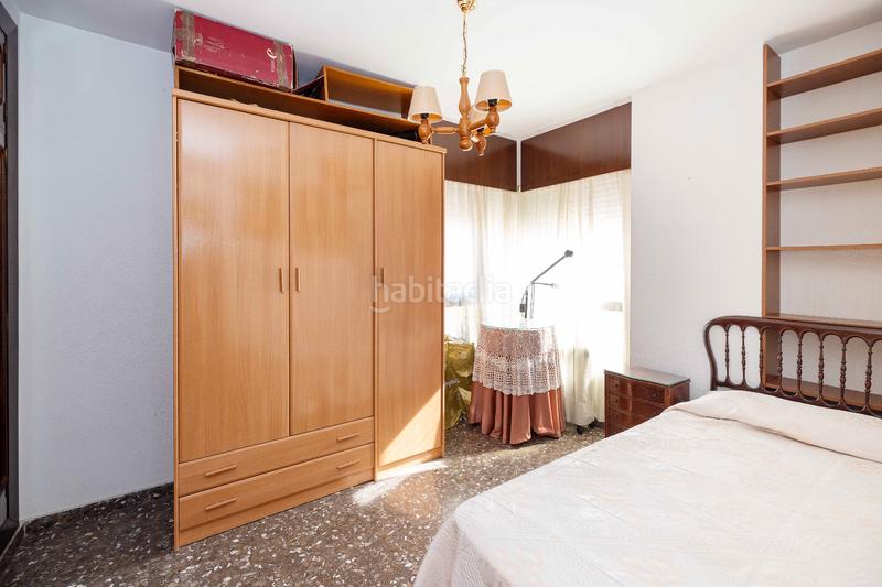 Foto da86b126-7949-4c65-8e8c-3067de11d1ef. Piso se vende piso en avenida andalucia. en Perchel Norte Málaga