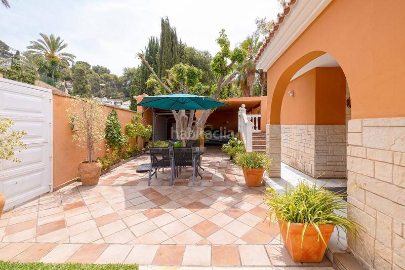 Foto 52b6c671-f9c4-456d-9274-65d999050ded. Chalet venta de chalet independiente en El Candado en Málaga