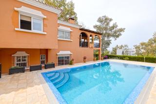 Xalet a El Candado. Venta de chalet independiente en el candado