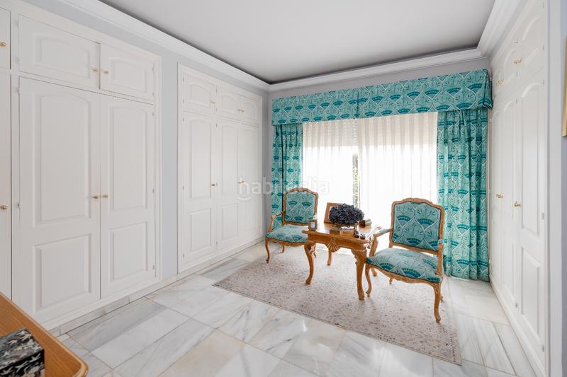 Foto ccac767b-dfac-4f2b-9714-381997b387dd. Chalet venta de chalet independiente en El Candado en Málaga