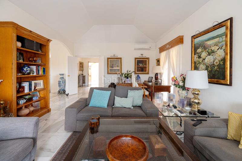 Foto d0f7f557-2903-419f-b1a1-a2efba29604c. Chalet venta de chalet independiente en El Candado en Málaga