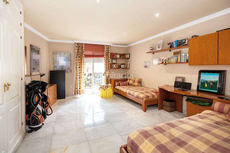 Foto d312288e-9c72-4826-b8e2-d7007af03000. Chalet venta de chalet independiente en El Candado en Málaga