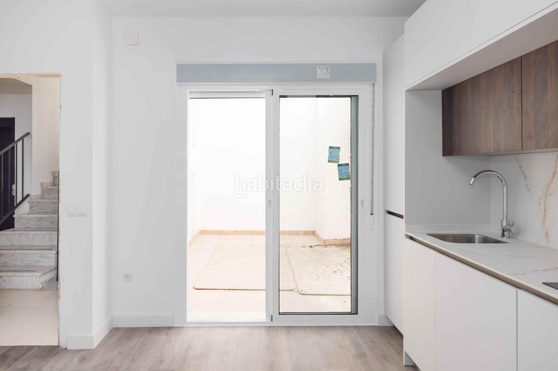 Foto 30375d06-ff8c-4fac-bdf8-400b5f8386dc. Estudi amb calefacció a Los Castillejos - La Trinidad Málaga