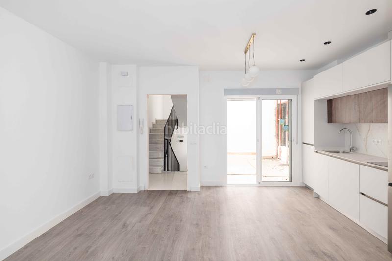 Foto 5549d821-1fcc-45f7-abfb-709d42cfc564. Estudi amb calefacció a Los Castillejos - La Trinidad Málaga