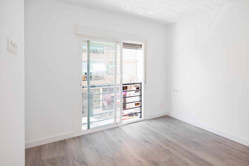 Foto f7a5147b-2405-4a21-b724-5a2b82ea3281. Estudi amb calefacció a Los Castillejos - La Trinidad Málaga