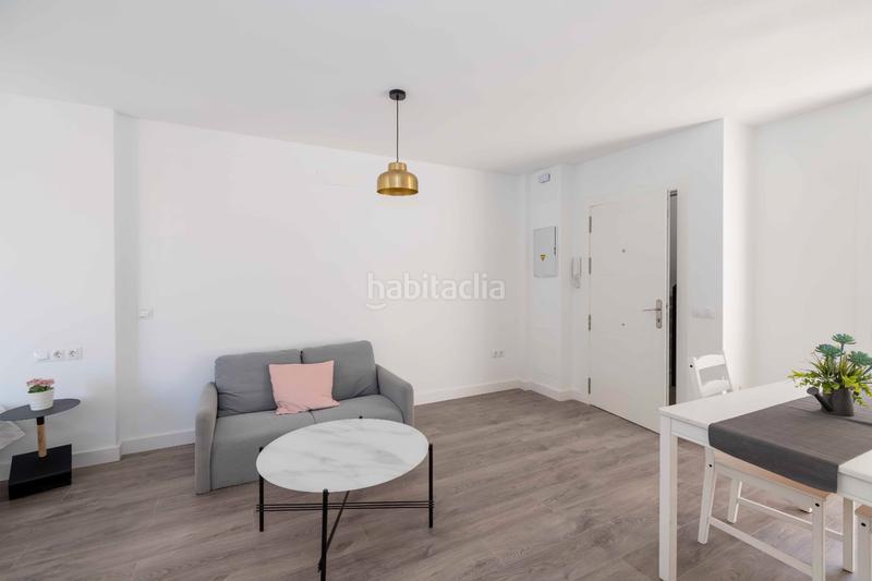 Foto 26eed790-4bc6-477f-82bb-962ff7a1129b. Estudi amb calefacció a Los Castillejos - La Trinidad Málaga