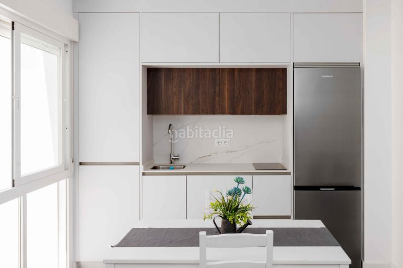 Foto 86615065-11cc-4b07-bc2d-975c4c4ac52c. Estudi amb calefacció a Los Castillejos - La Trinidad Málaga