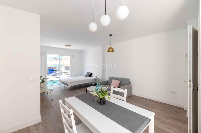 Foto 95e905d3-5393-49d7-8ed0-33ca36d68d00. Estudi amb calefacció a Los Castillejos - La Trinidad Málaga