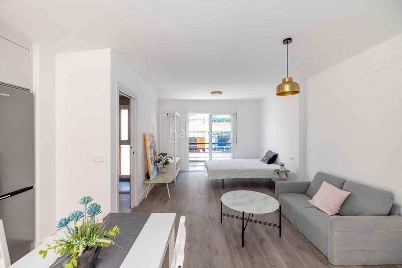 Foto f0bd8137-34a4-4032-95c1-328575e89e75. Estudi amb calefacció a Los Castillejos - La Trinidad Málaga