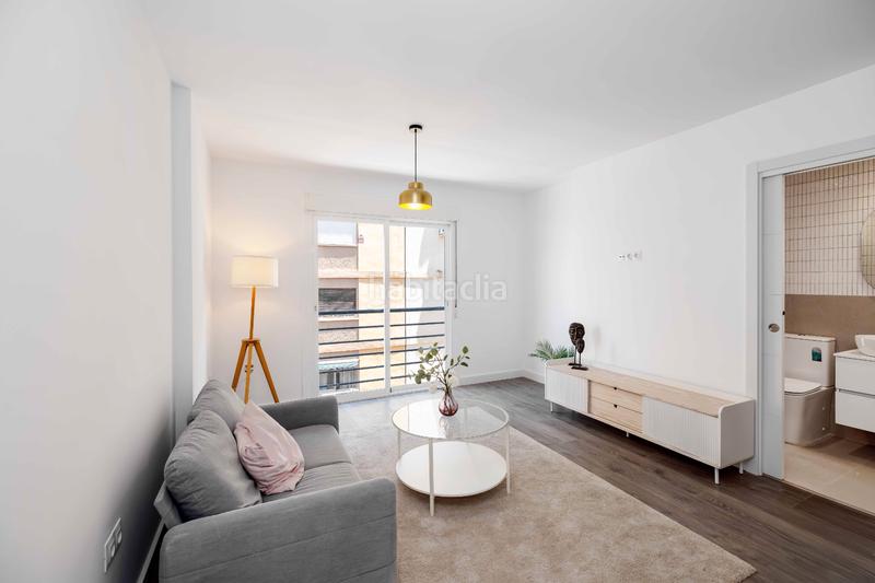 Foto 0b9708fb-e281-4153-b0c1-3311fd960776. Appartement avec chauffage dans Los Castillejos - La Trinidad Málaga