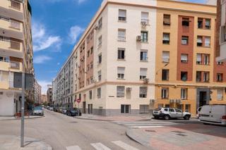 Etagenwohnung  Calle manrique. Piso en la victoria, mlaga