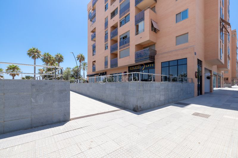 Foto 1c4a1cd5-7ee4-4a79-ab28-77f10c6d480c. Local comercial amb calefacció a Paseo Marítimo Oeste - Pacífico Málaga