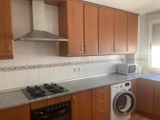 Pis  Avinguda de la pau. Piso en onil