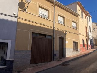Haus  Carrer de les creus baixes 10. Casa de pueblo en onil