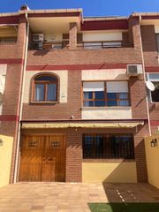 Reihenhaus  Carrer manuel segura 20. Adosado en onil