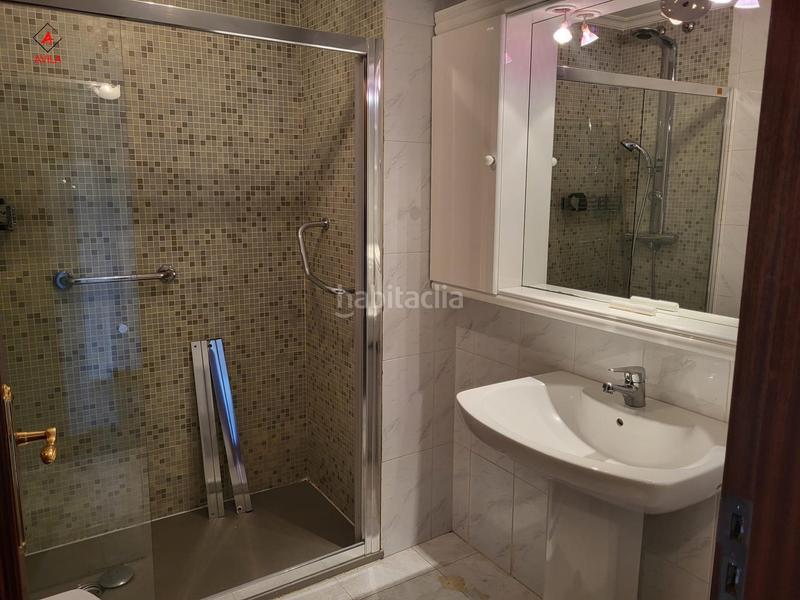 Foto 972ab575-8981-4b56-bdd2-a0235af6c9df. Etagenwohnung mit heizung parking in Zona Fernández Labreda Pontevedra