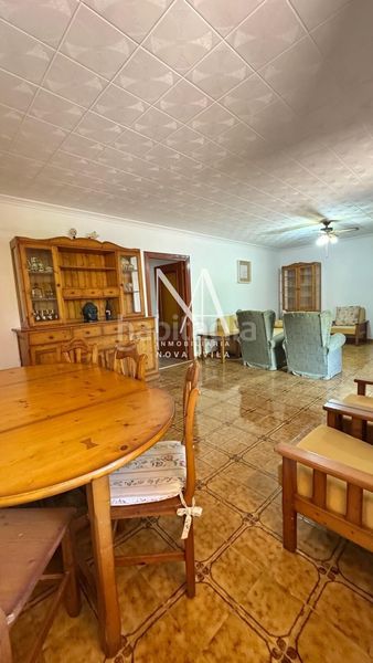 Foto 464ed386-a45d-40d5-a792-ea89d1f3ae58. Chalet en Puigpunyent