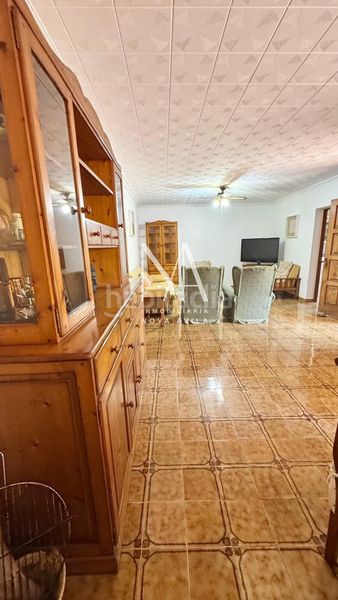 Foto b726f5f9-49a4-43ea-a9d6-0e0bc29b5a35. Chalet en Puigpunyent