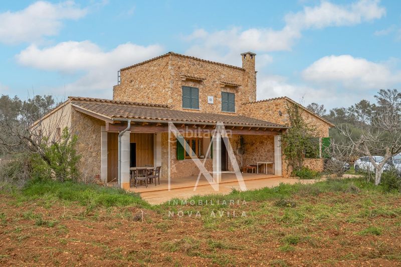 Foto bade74ab-0a3d-42b1-8225-1812e4767c39. Masia a Sencelles