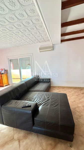 Foto 2486b827-50f8-4811-89c4-5ae8353d189a. Casa adossada amb aparcament a S´Arenal Palma de Mallorca