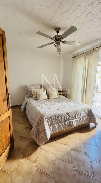 Foto a01a8236-46c2-4109-b95b-012b50437354. Casa adossada amb aparcament a S´Arenal Palma de Mallorca
