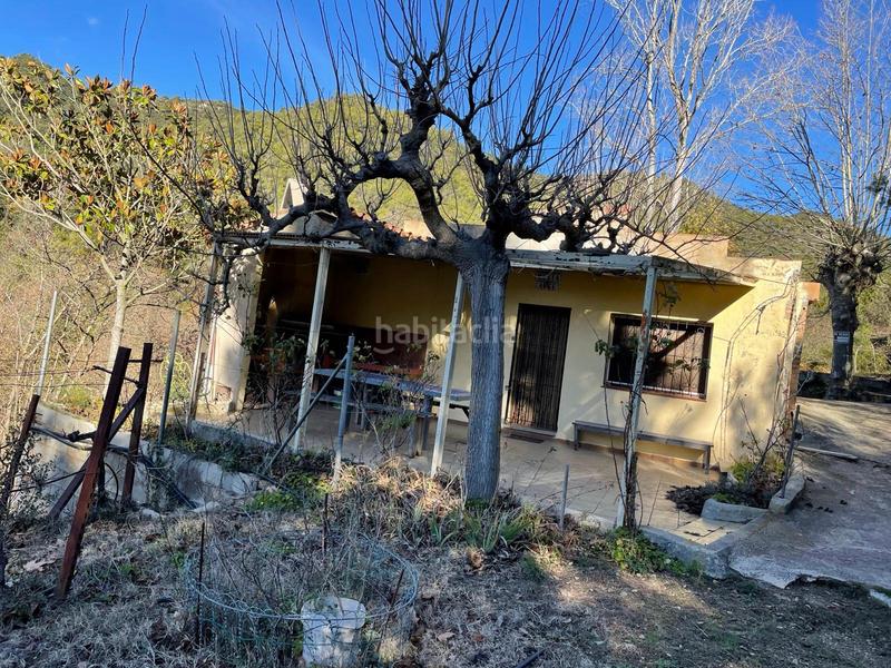 Foto 169d0a44-a38c-4d84-9fac-48db85db00e6. Finca rústica conjunto de 3 fincas en carretera en Alforja