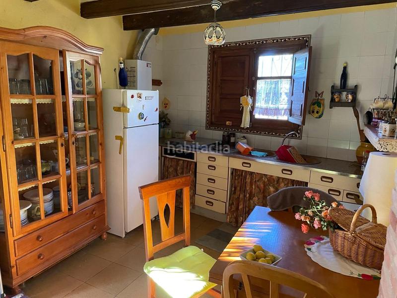 Foto c8f98ee1-d7fb-4ded-824c-a92f07f17fc0. Finca rústica conjunto de 3 fincas en carretera en Alforja