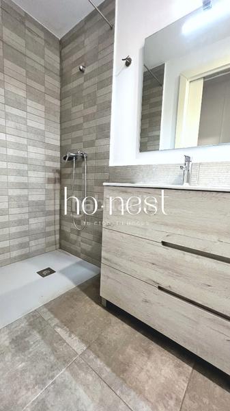 Foto a9825f5a-9f37-4852-95f0-d5852eb6bd1f. Reihenhaus mit kamin heizung parking in barceloneta - molí d´en rovira Vilafranca del Penedès