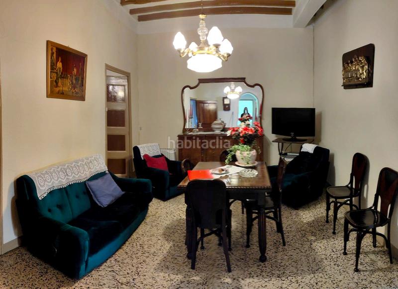 Foto 60d15292-c2a4-4539-b20a-27ef308bd3cb. Semi detached house with parking in Riudecols